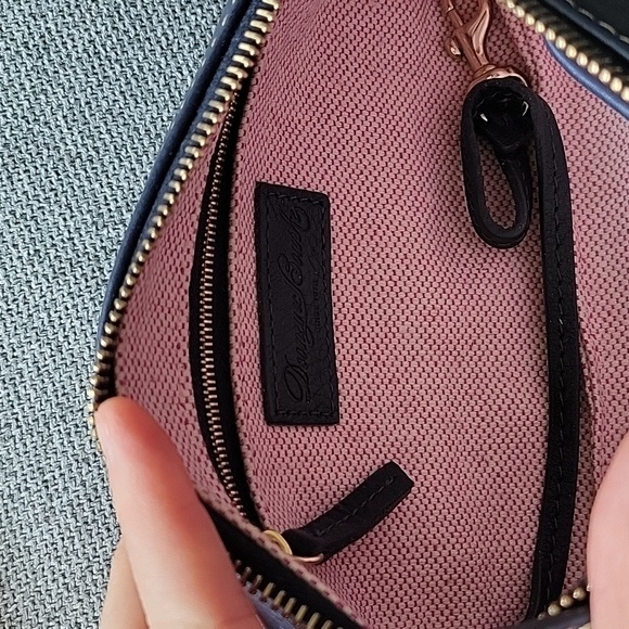 NWOT Dooney & Bourke Dark Navy Blue Leather Zip Shoulder Bag Clutch - Picture 6 of 6